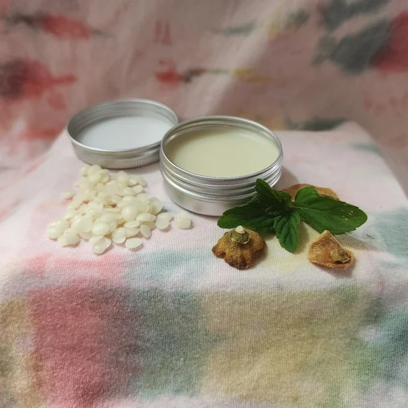 Handmade Lemon Peppermint Lip Balm - Picture 2 of 4